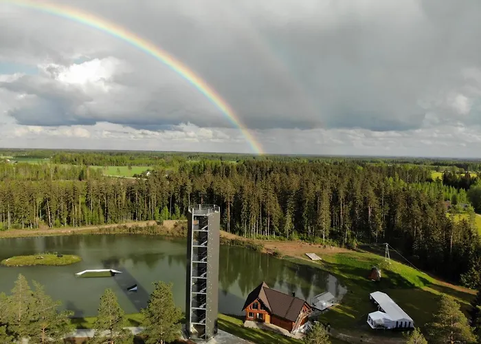 Metsjaerve Mini Puhkemaja Hébergement de vacances